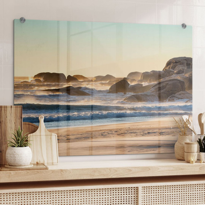 Spritzschutz Strandküste bei Sonnenaufgang in Afrika - Hugonnard