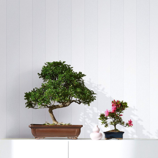 Vliestapete mit leicht glänzenden Blockstreifen weiss, grau Streifen