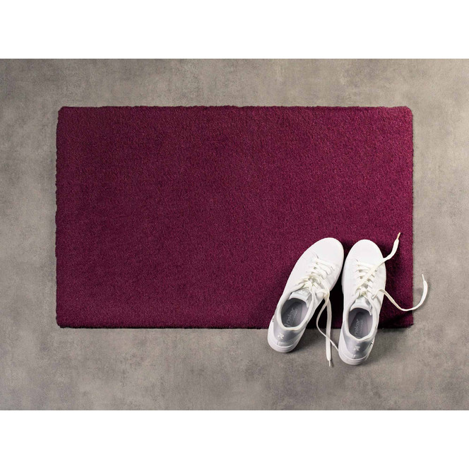 Trendy Fussmatte nach Mass in Berry