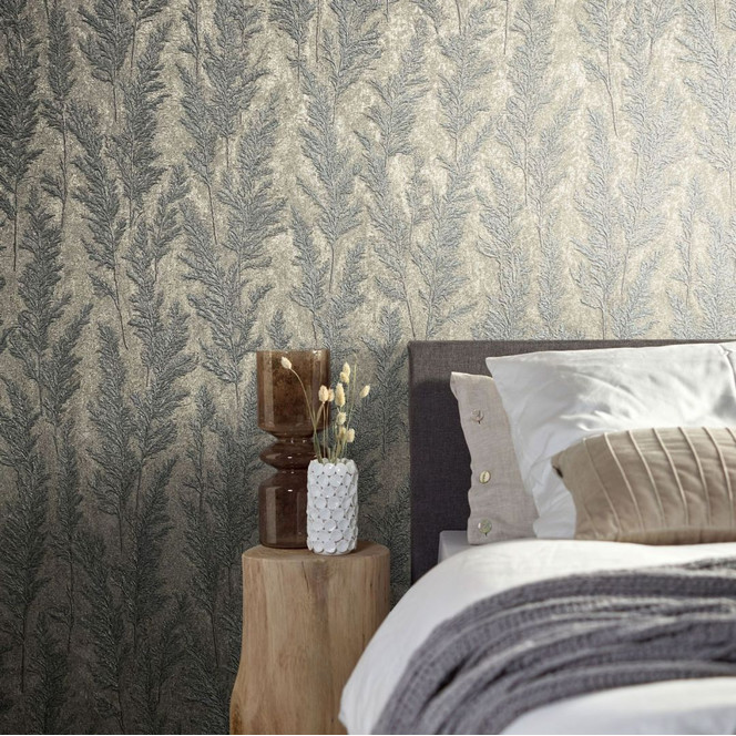 Vliestapete mit feinen Ästen platin Floral