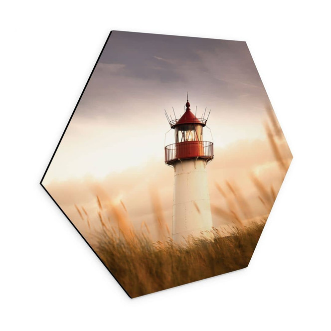 Hexagon Wandbild Leuchtturm an der Küste von Sylt - Eisenmann - Alu-Dibond