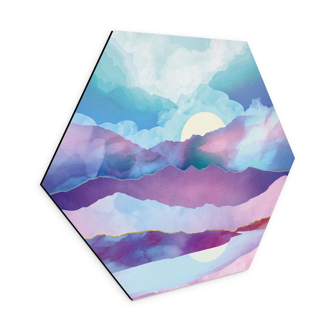 Hexagon Wandbild Schillernde Berglandschaft - SpaceFrog Designs - Alu-Dibond