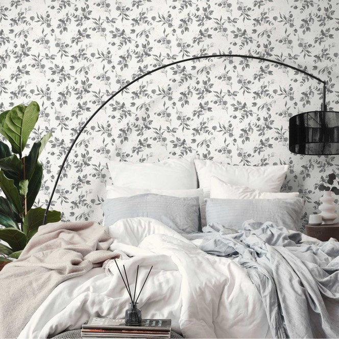Florale Aquarell-Tapete Weiss Grau – Vliestapete mit Blättern – Helle Mustertapete modern