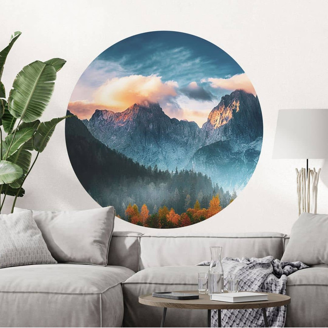 Berg Wandtattoo - Herbstliche Landschaft am Gipfel Triglav in den Julischen Alpen - Rund