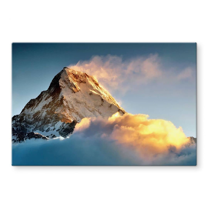 Glasbild Sonnenaufgang über dem schneebedeckten Berg - Annapurna Himal