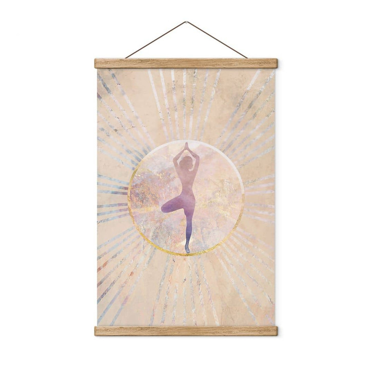 Stoffbild Yoga Baumhaltung im Sonnenkreis - Manovski - WA474030